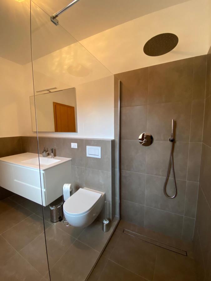Ansitz Von Wohlgemuth Apartment Salorno Luaran gambar